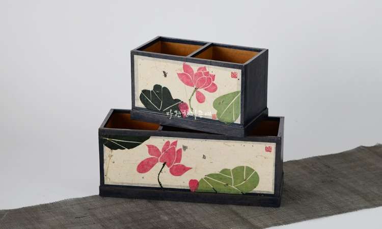 Hanji Folk Painting Lotus Flower Medicine Box