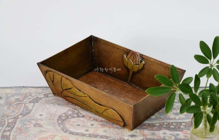 Lotus Pattern Basket