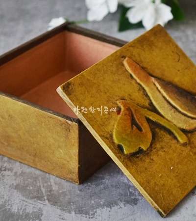 Blue Bird Square Box