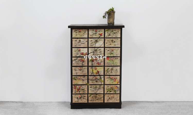 Lotus Blooming, Drawer Cabinet