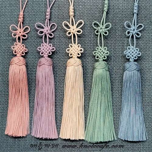 Hanbok Norigae with Plum and Chrysanthemum Patterns – Outer Knot Style (with Service Keyring)