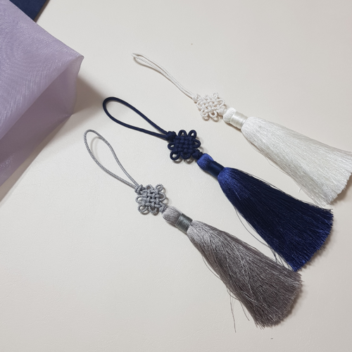 Chrysanthemum Tassel Norigae