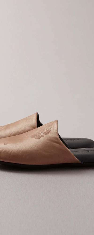 Yangdan Calf Leather Indoor Slippers 2 Colors