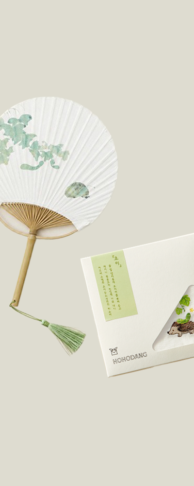 Minhwa Round Fan and Embroidered Handkerchief Set (Cucumber)