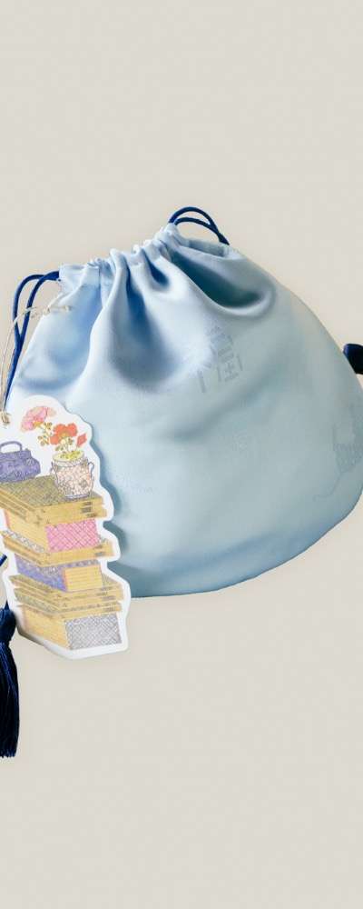 Beaded Fortune Pouch Bringing Success – with Bookshelf Tag Gift / Free Postcard Writing Service