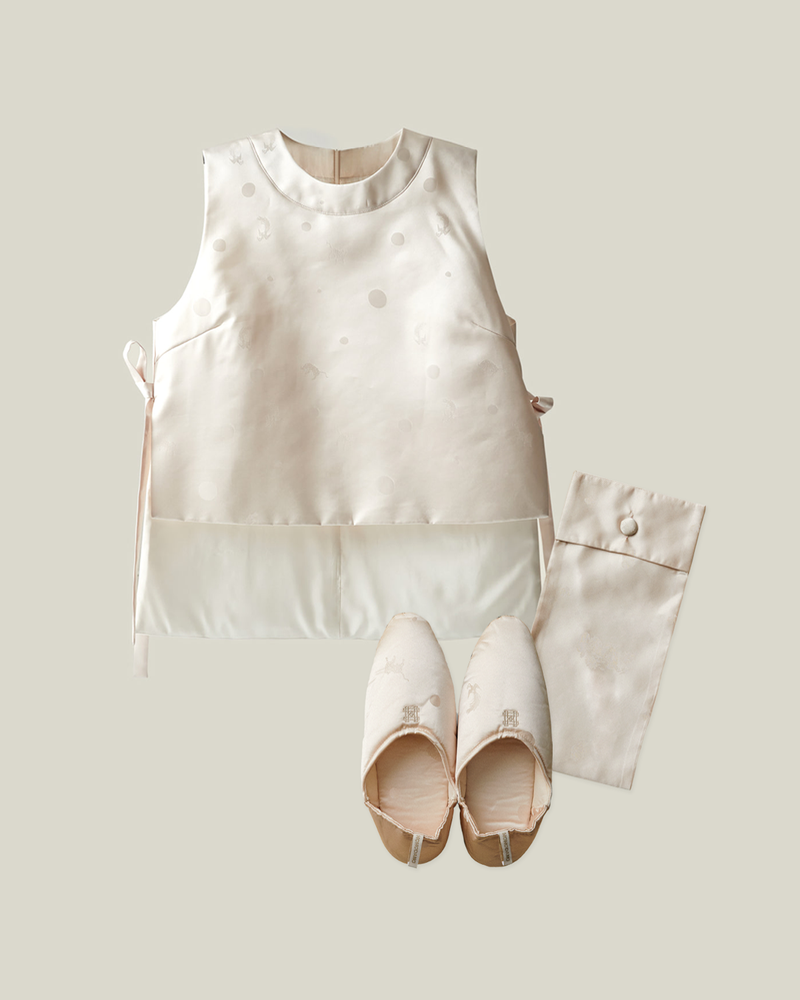 Hanbok Pouch Packaging: Ramie Cardigan and Ramie Quilted Indoor Shoes Set