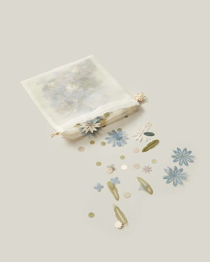 Seasonal Festival Flowers 4 Types (Single Item)
