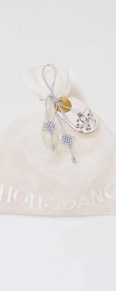 HOHODANG Embroidered Ramie Pouch Set 2 Colors