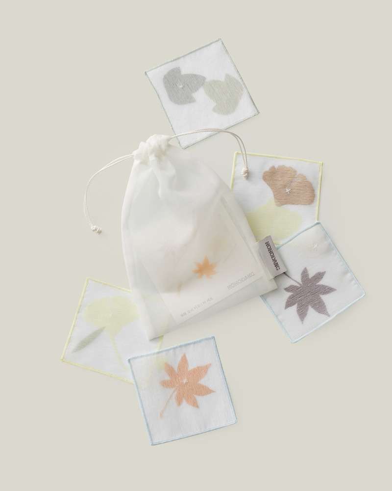 Autumn Leaf Chaewhwa Ramie Tea Coaster