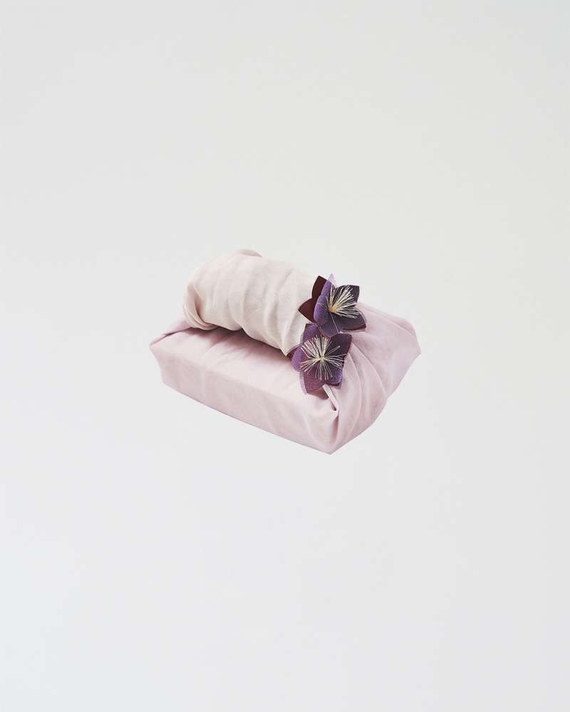 Hohodang Layered Bellflower Brooch