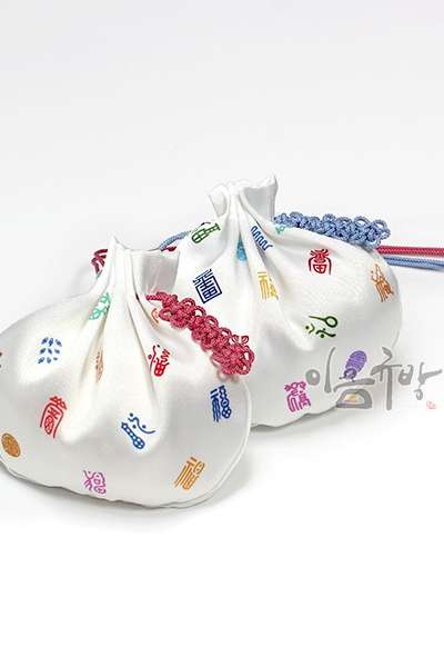 Fortune Pouch