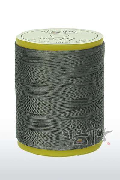 Silk Thread 17