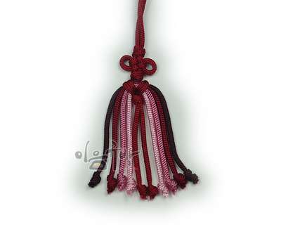 Mini Octopus Leg Knot 01