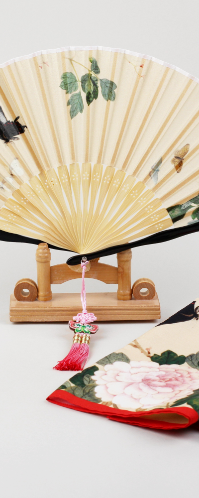 Butterfly and Flower Silk Fan and Handkerchief Set (Red)