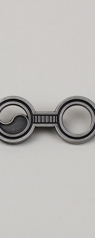 Kim Gu Taegeuk Glasses Badge