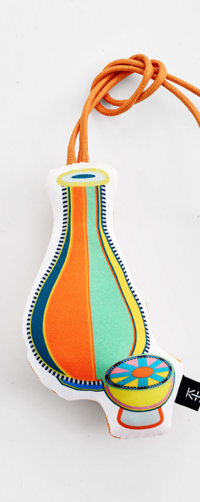 2026 Royal Court Culture Festival Wine Bottle and Cup Fabric Keyring