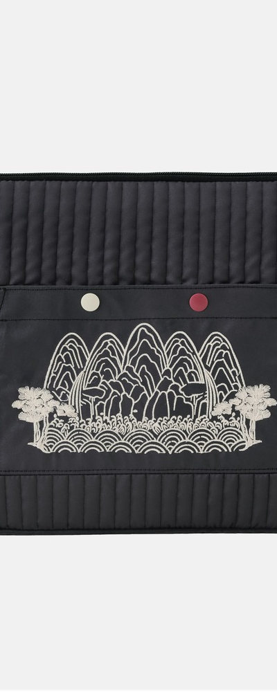Ilwol Obongdo Quilted Notebook Pouch (Black/Satin)