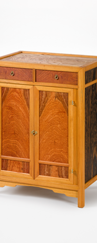Head Cabinet