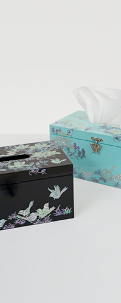 Magnolia Garden Mother-of-Pearl Tissue Case
