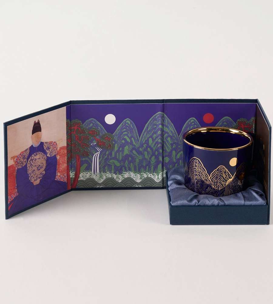 Sun, Moon, and Five Peaks Ilwol Oboongdo Ceramic Mug (1P)