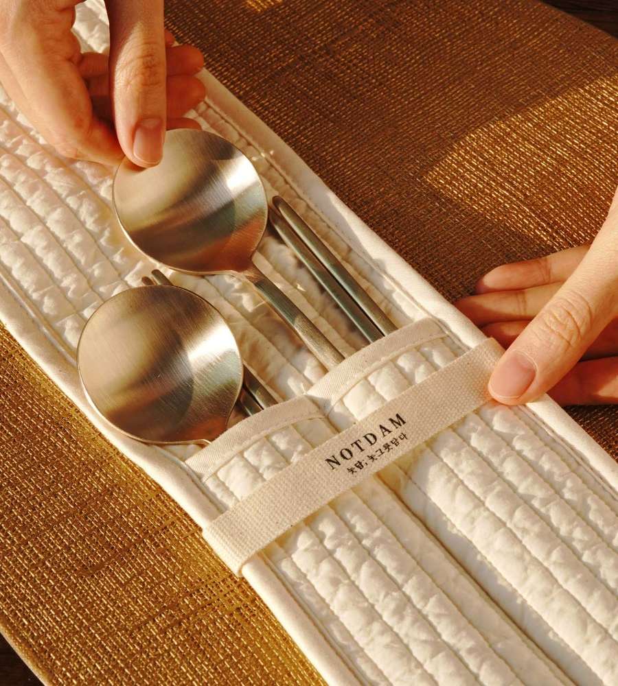 Bangjjayugi Moon Spoon 2-Person Set (Gift: Quilted Spoon Case)