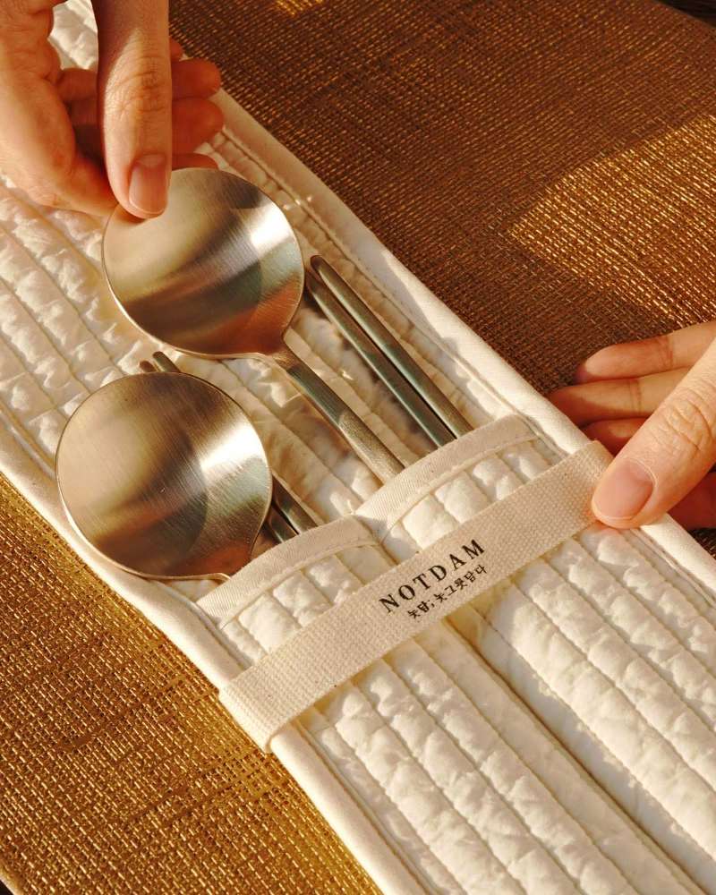 Bangjjayugi Moon Spoon 2-Person Set (Gift: Quilted Spoon Case)