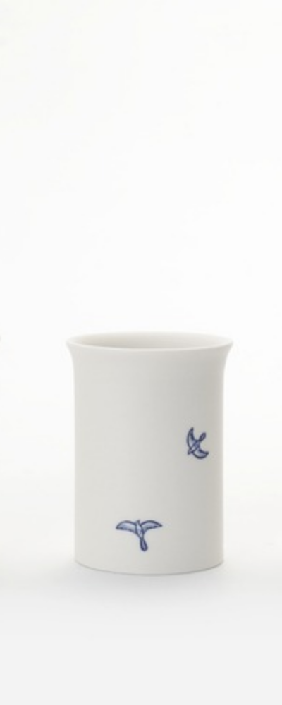 Curved Cup