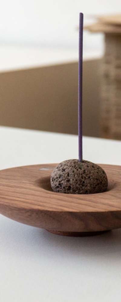 Natural Wood Shell Inlay Incense Holder (Stroll)