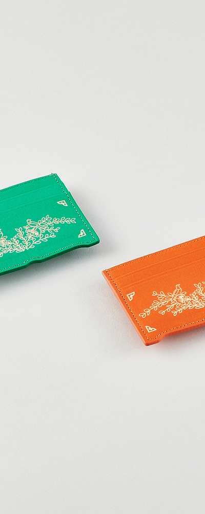 Mother-of-Pearl Ring Card Wallet