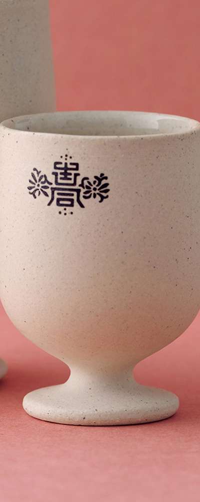 Changdeokgung Palace Nakseongae Flower Wall Fortune Character Goblet (Small)