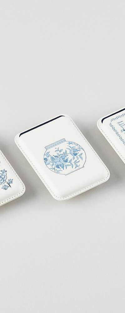 Blue and White Porcelain Card Wallet