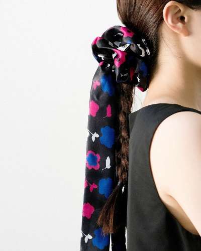 Peony Dangi Hair Scrunchie