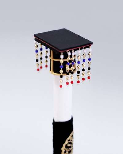 Crown Pen