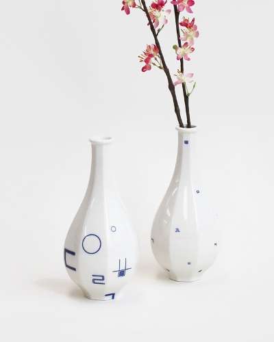 Hangul Pattern Octagonal Vase (Medium)