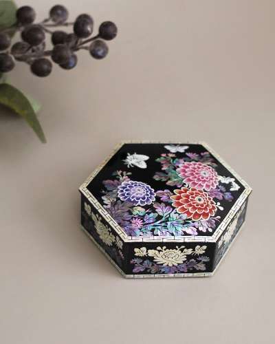 Mother-of-pearl Flower and Butterfly Hexagonal Box