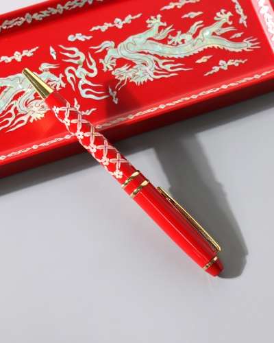 Flower Pattern Mother-of-Pearl Ballpoint Pen