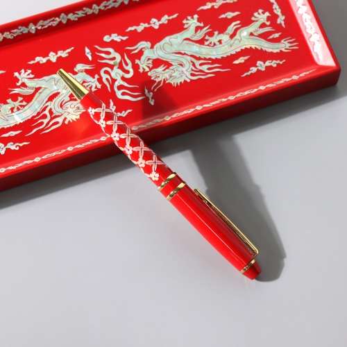 Flower Pattern Mother-of-Pearl Ballpoint Pen