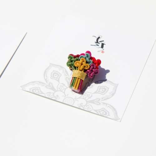 Gratitude Knot Brooch