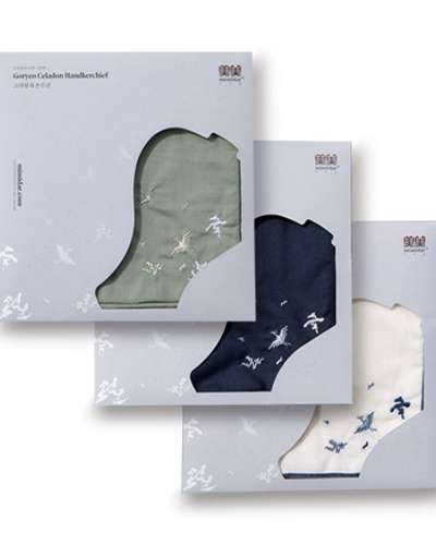 Goryeo Celadon Handkerchief