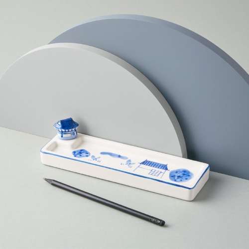White Ceramic Korean House Roof Pen Dish
