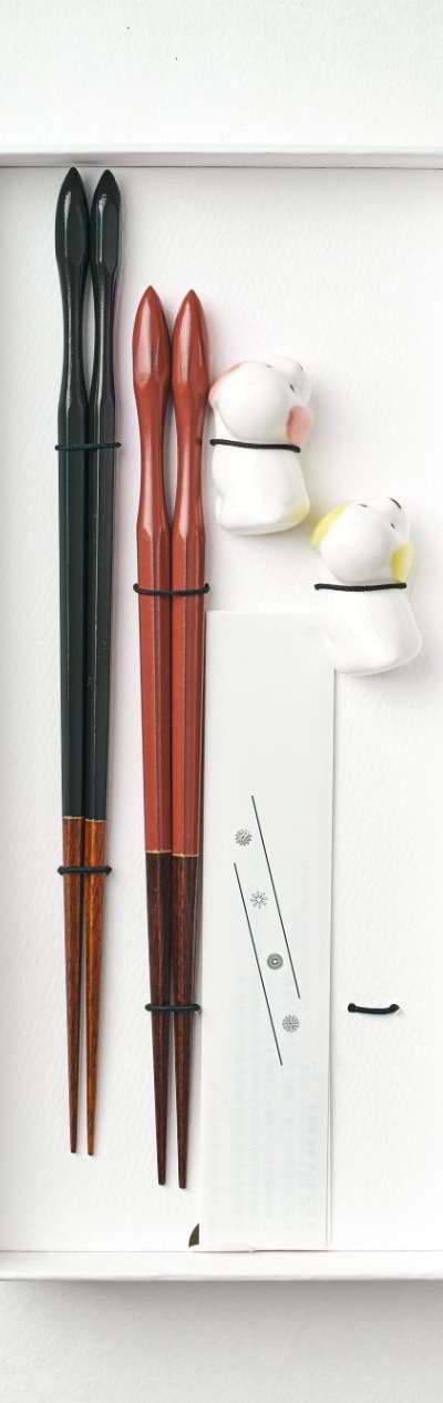 Rabbit Ear Chopsticks 2p + Chopstick Rest 2p