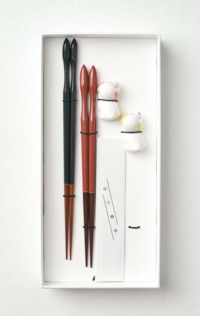 Rabbit Ear Chopsticks 2p + Chopstick Rest 2p