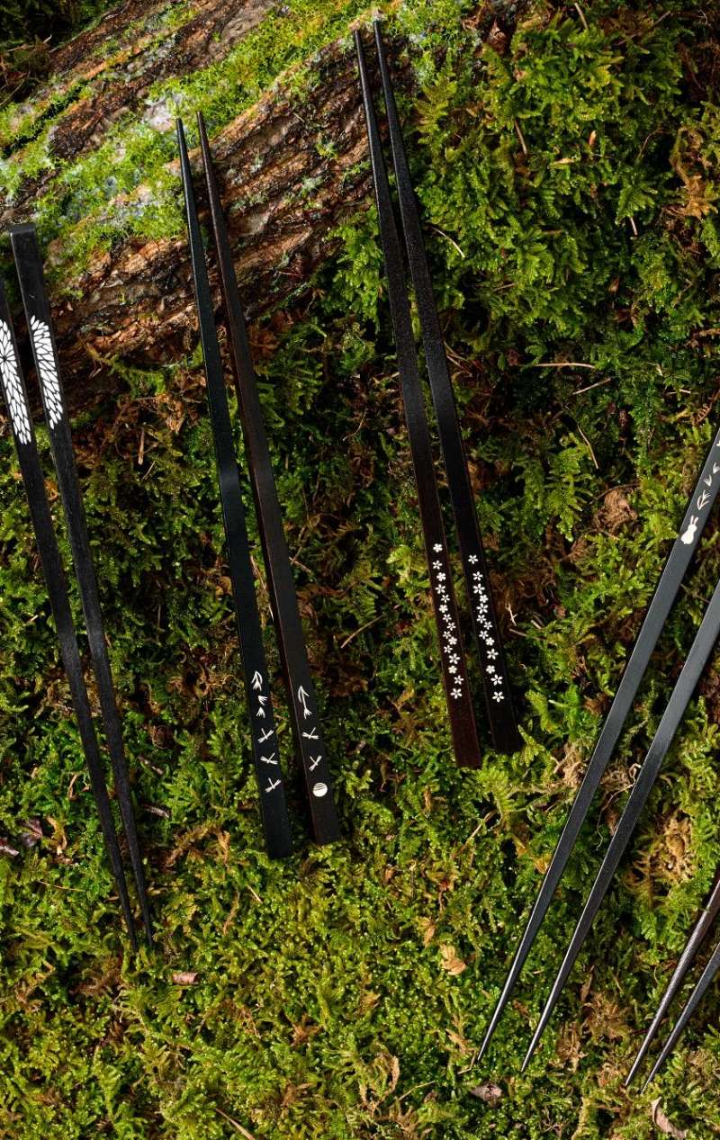 Ebony Chopsticks 2P + Chopstick Rests 2P