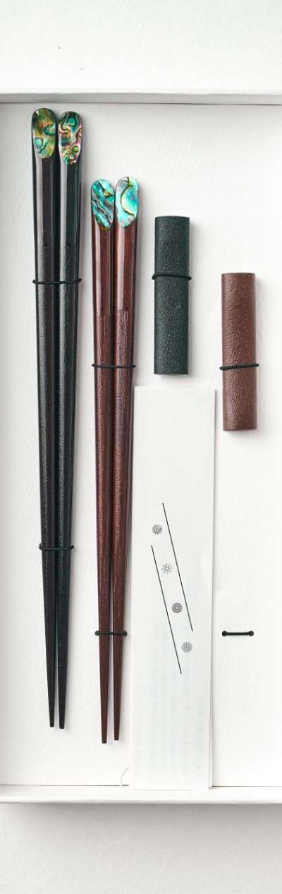 Jade Shell Chopsticks 2p + Mother-of-Pearl Chopstick Rest 2p