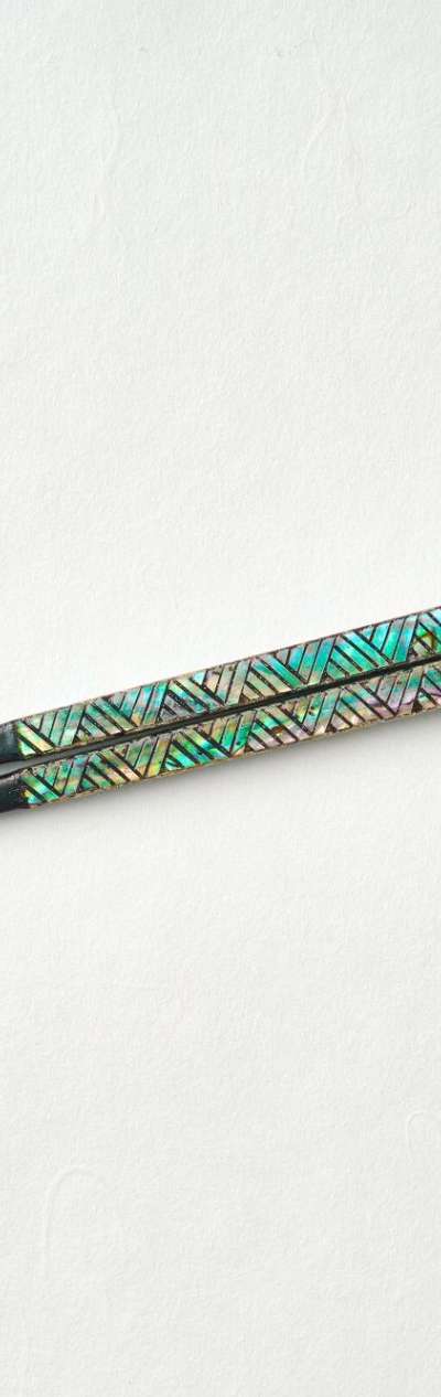 Short Diagonal Stripe