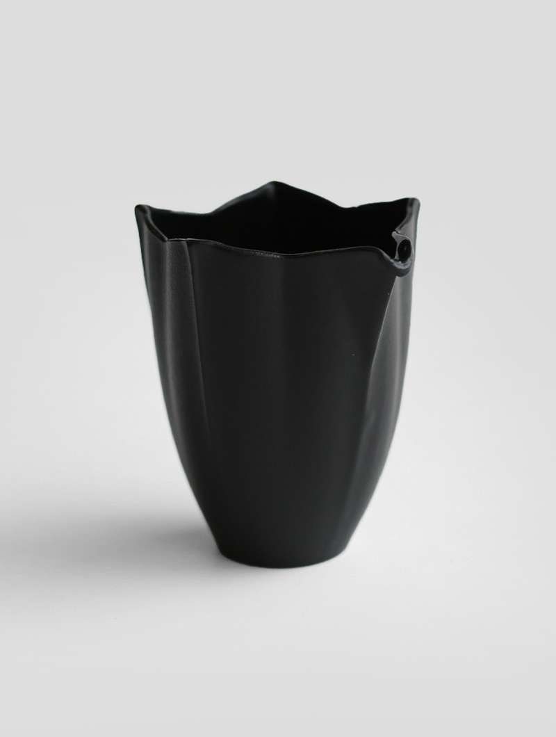 Black Porcelain SSH Tea Cup