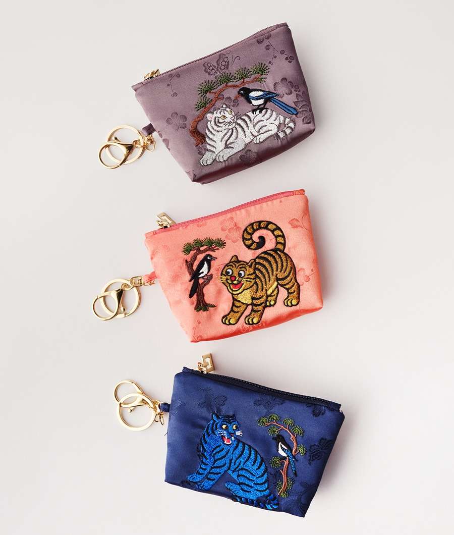 Tiger and Magpie Embroidered Pouch Keyring (3 Types / 1 pc)