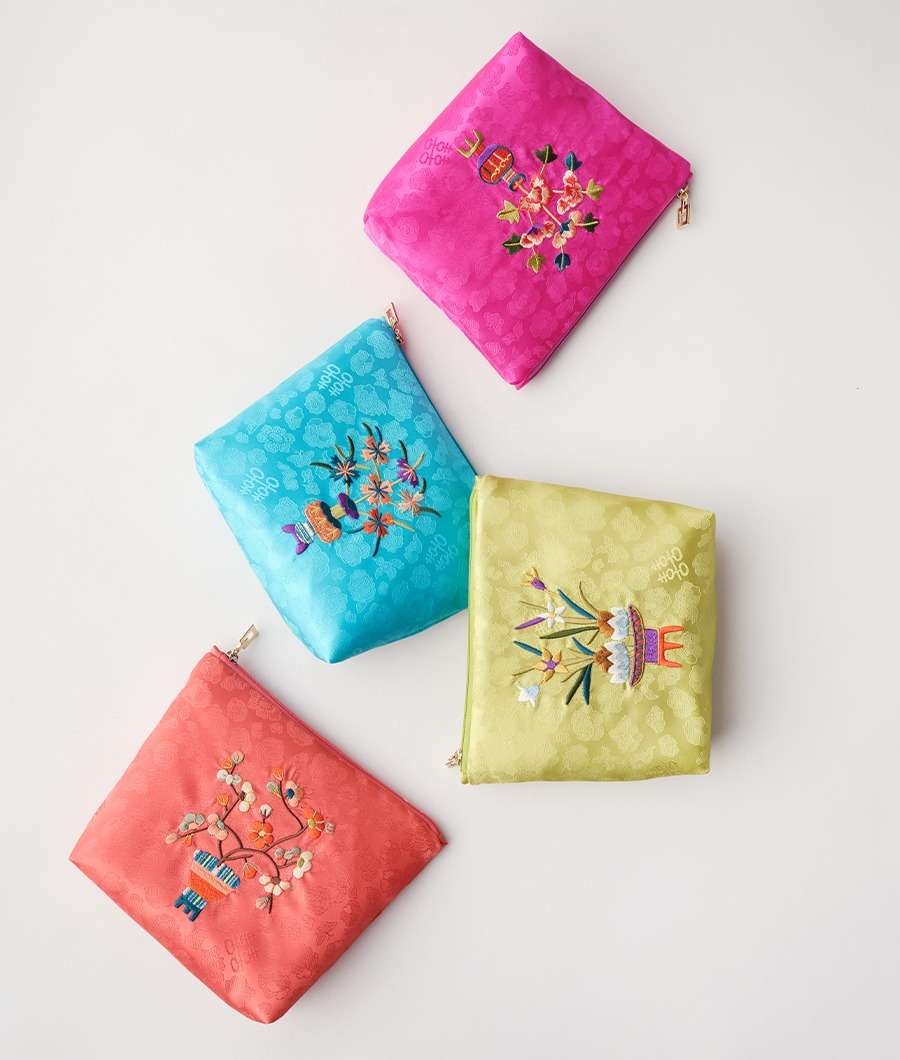 Floral Auspice Pouch