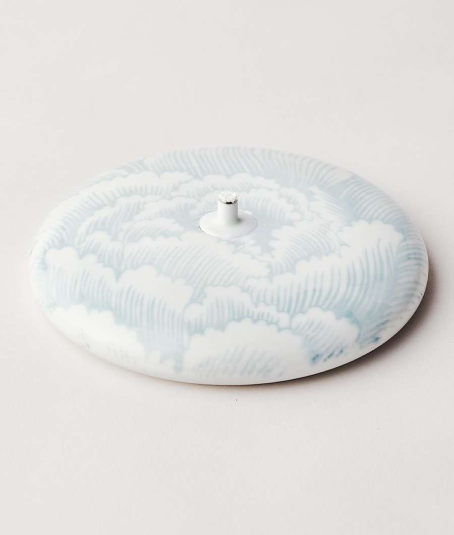 Baekwon Porcelain Holong Oil Lamp