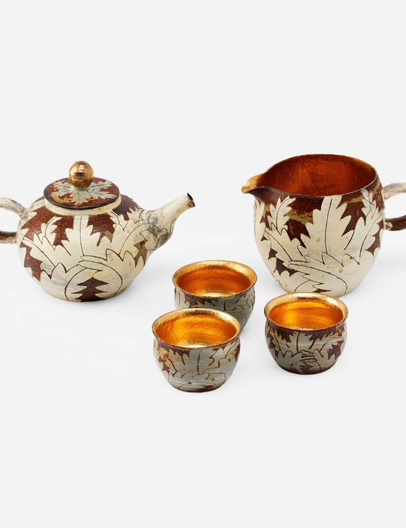 Gold Peony Onggi Tea Set